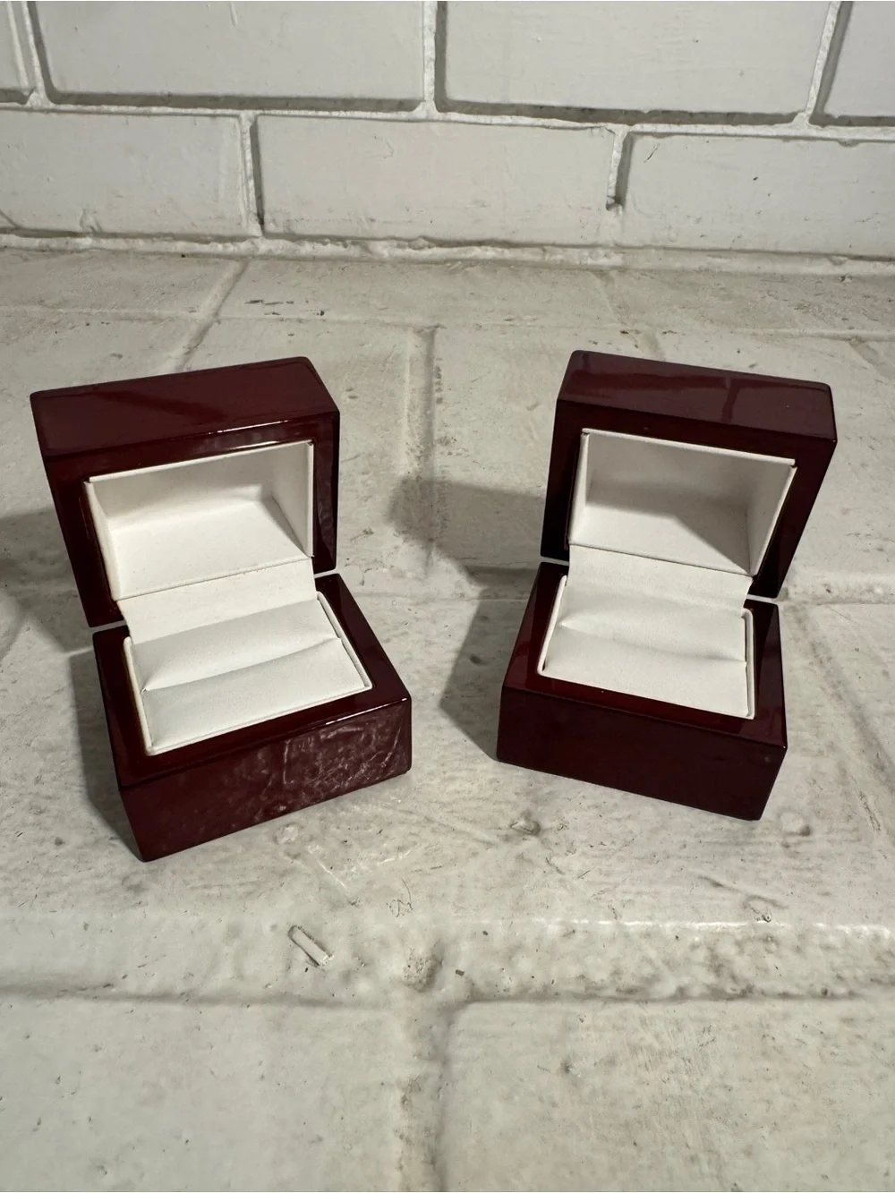 Set of 2 Sturdy Glossy Mahogany-like finish Ring Presentation Boxes 2.5